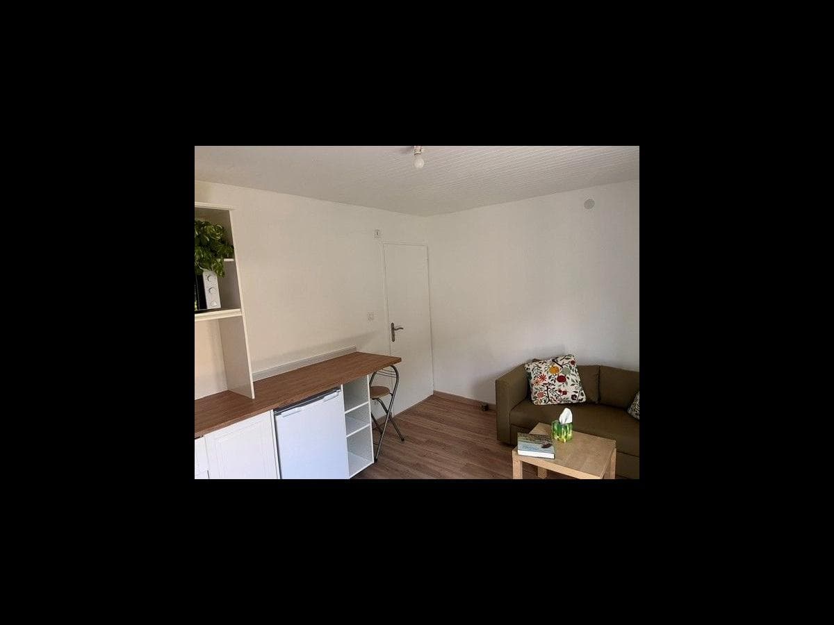 Studio — vignette 4