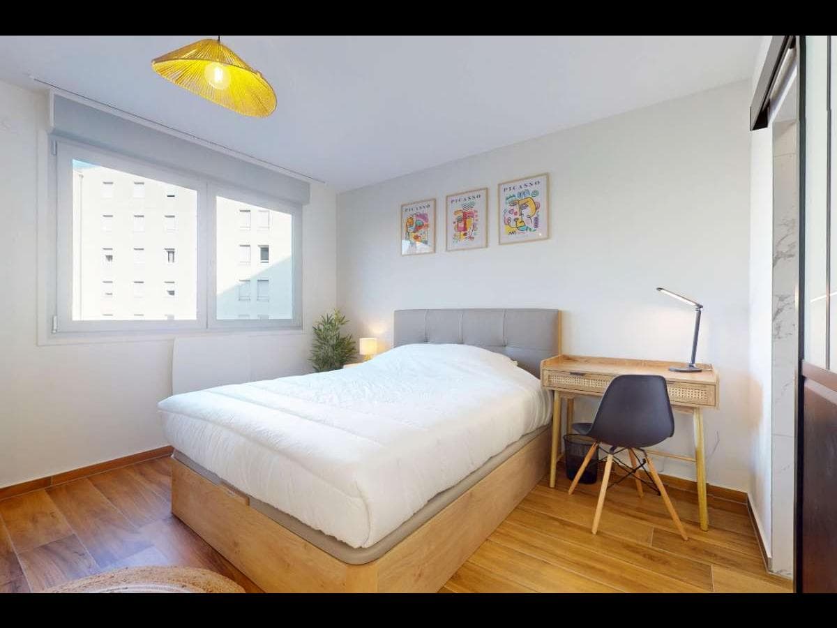 Appartement 5 pièces de 105 m² — vignette 10