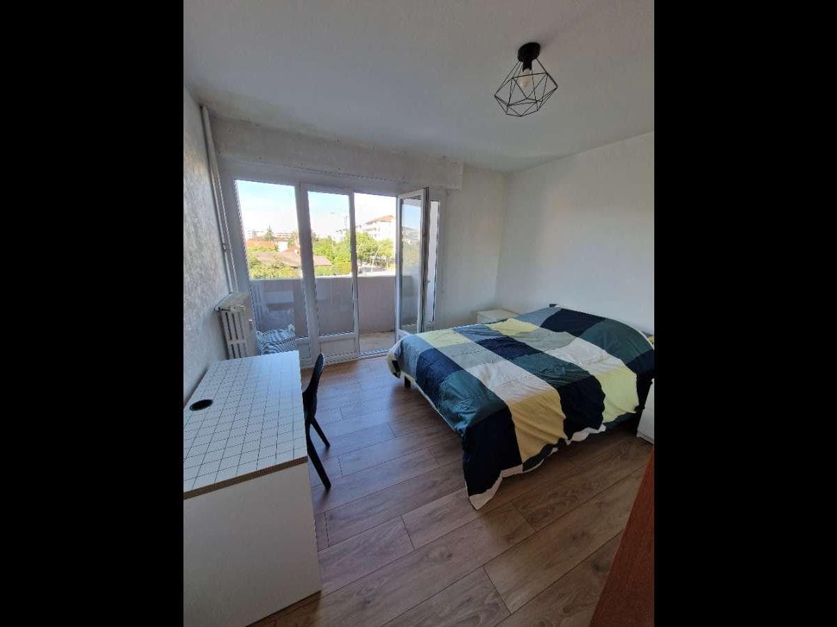 Appartement 4 pièces de 90 m² — photo 1