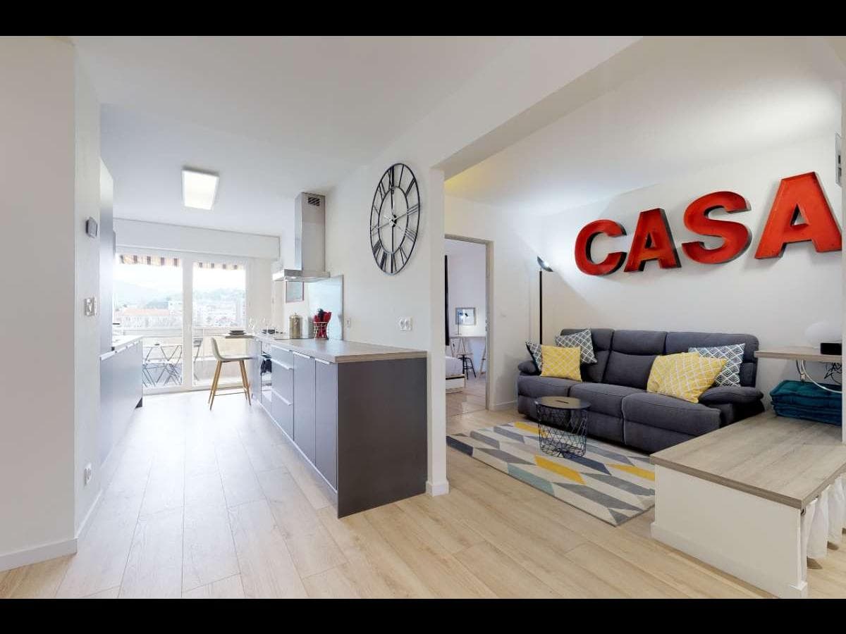 Appartement 5 pièces de 90 m² — photo 1