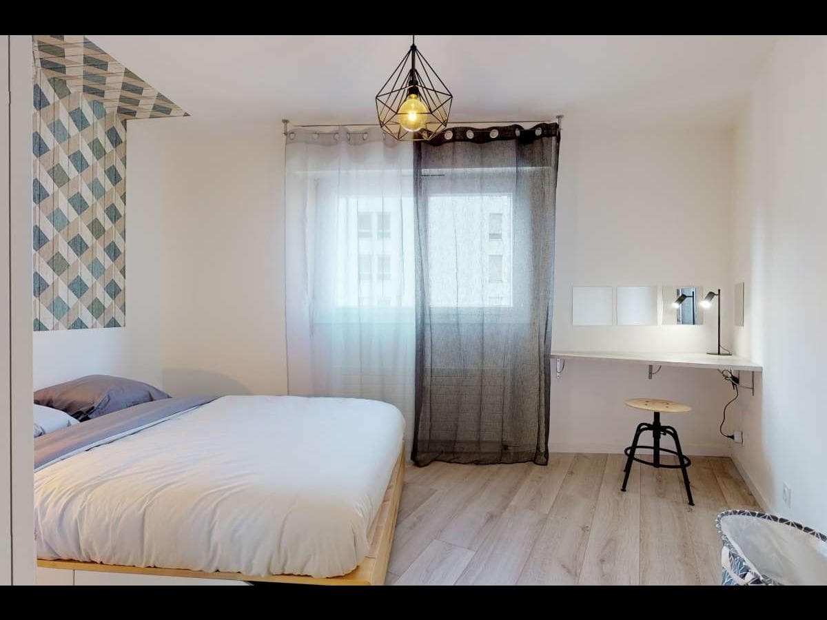 Appartement 5 pièces de 90 m² — vignette 11