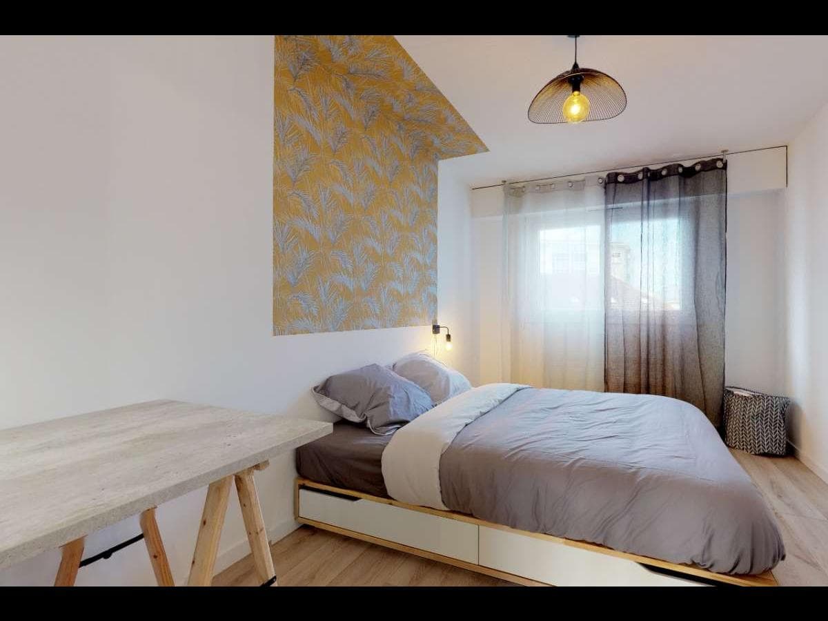 Appartement 5 pièces de 90 m² — vignette 7