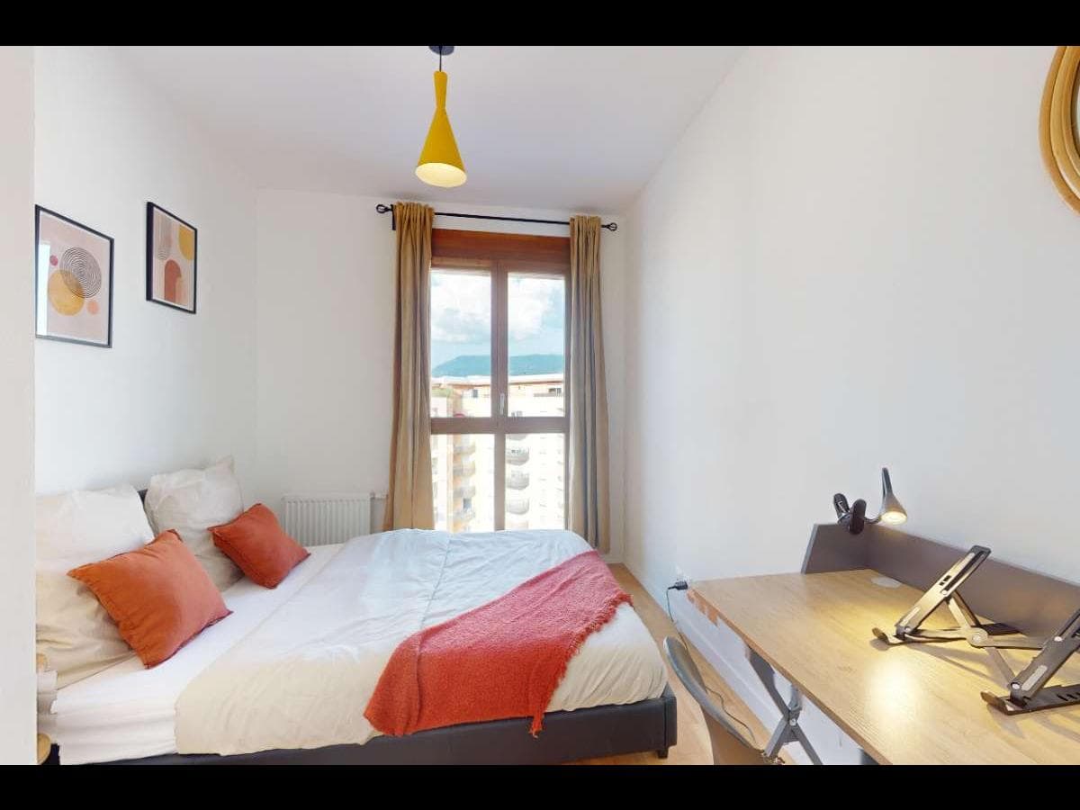 Appartement 4 pièces de 74 m² — vignette 8