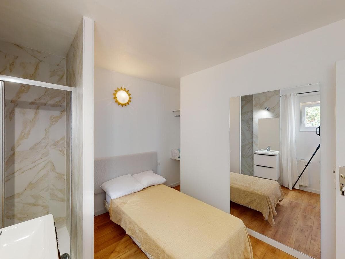 Appartement 6 pièces de 81 m² — vignette 4