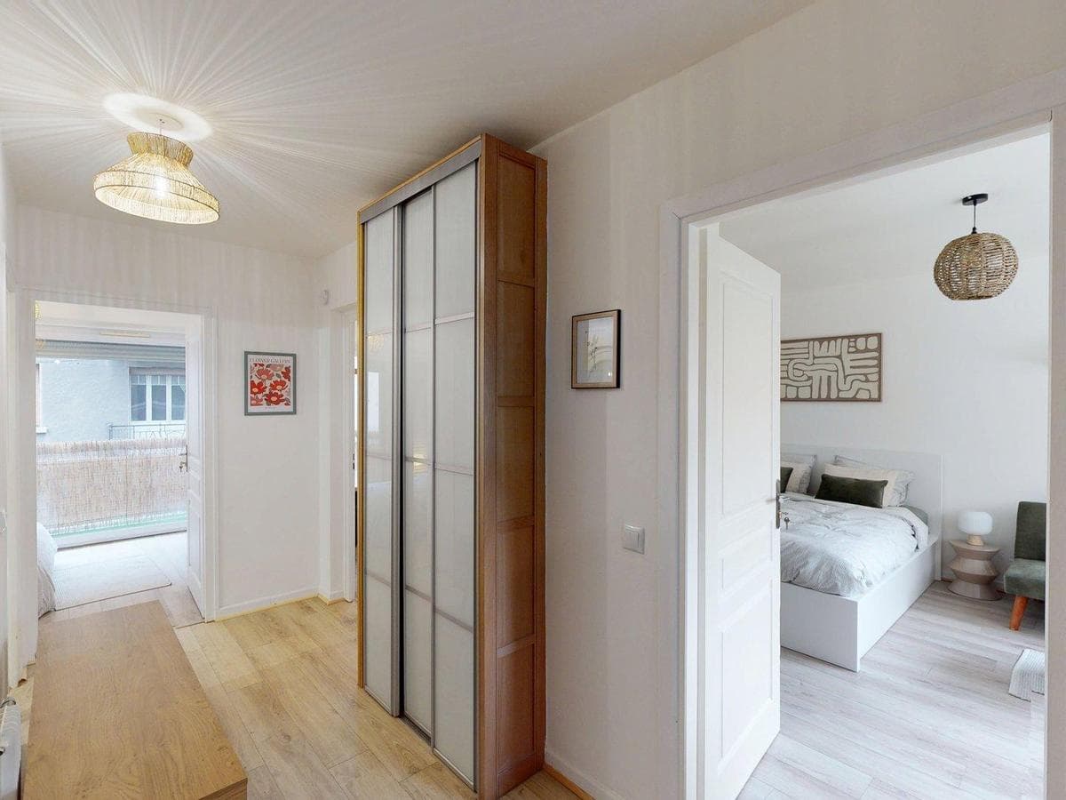 Appartement 1 pièce de 65 m² — vignette 11