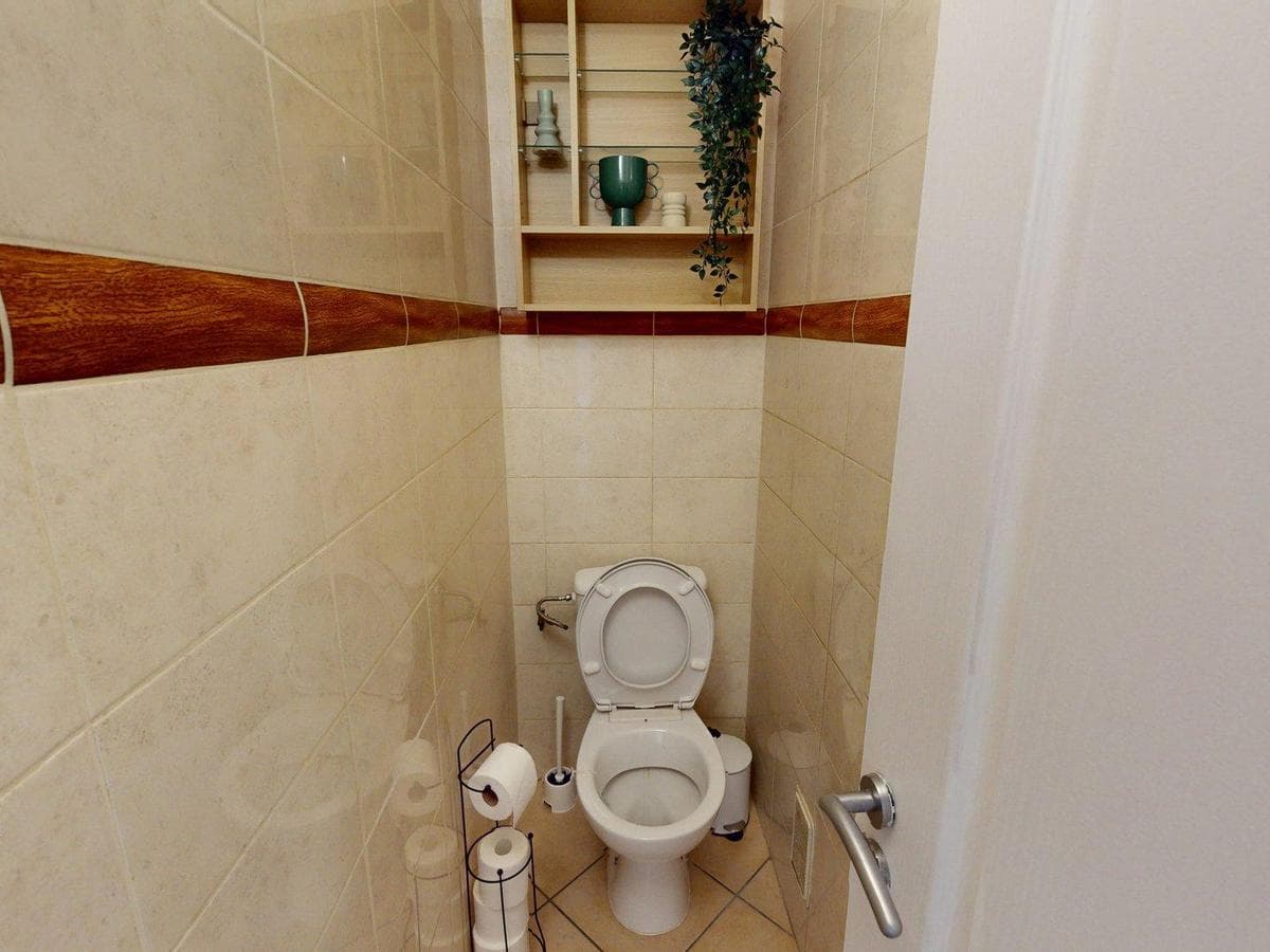 Appartement 1 pièce de 65 m² — vignette 12