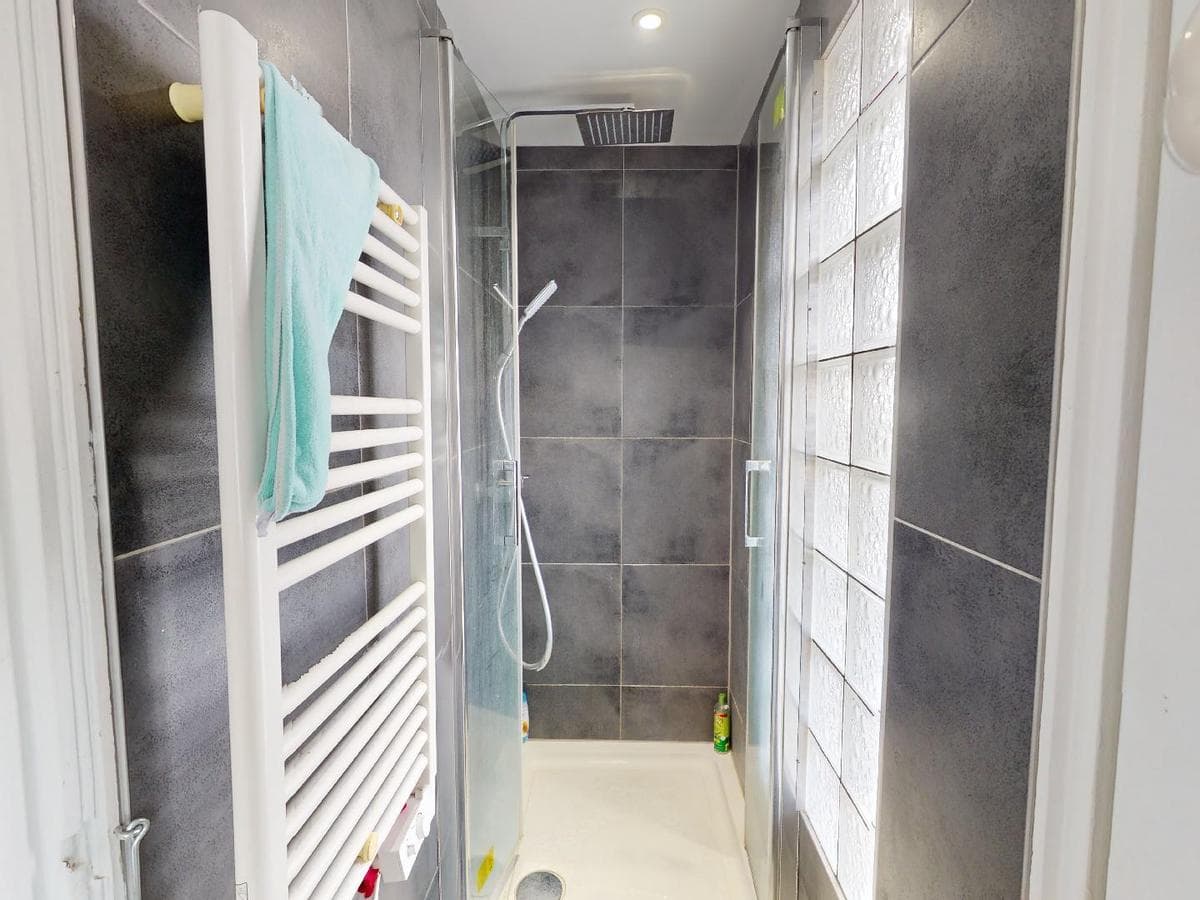 Appartement 5 pièces de 84 m² — vignette 8