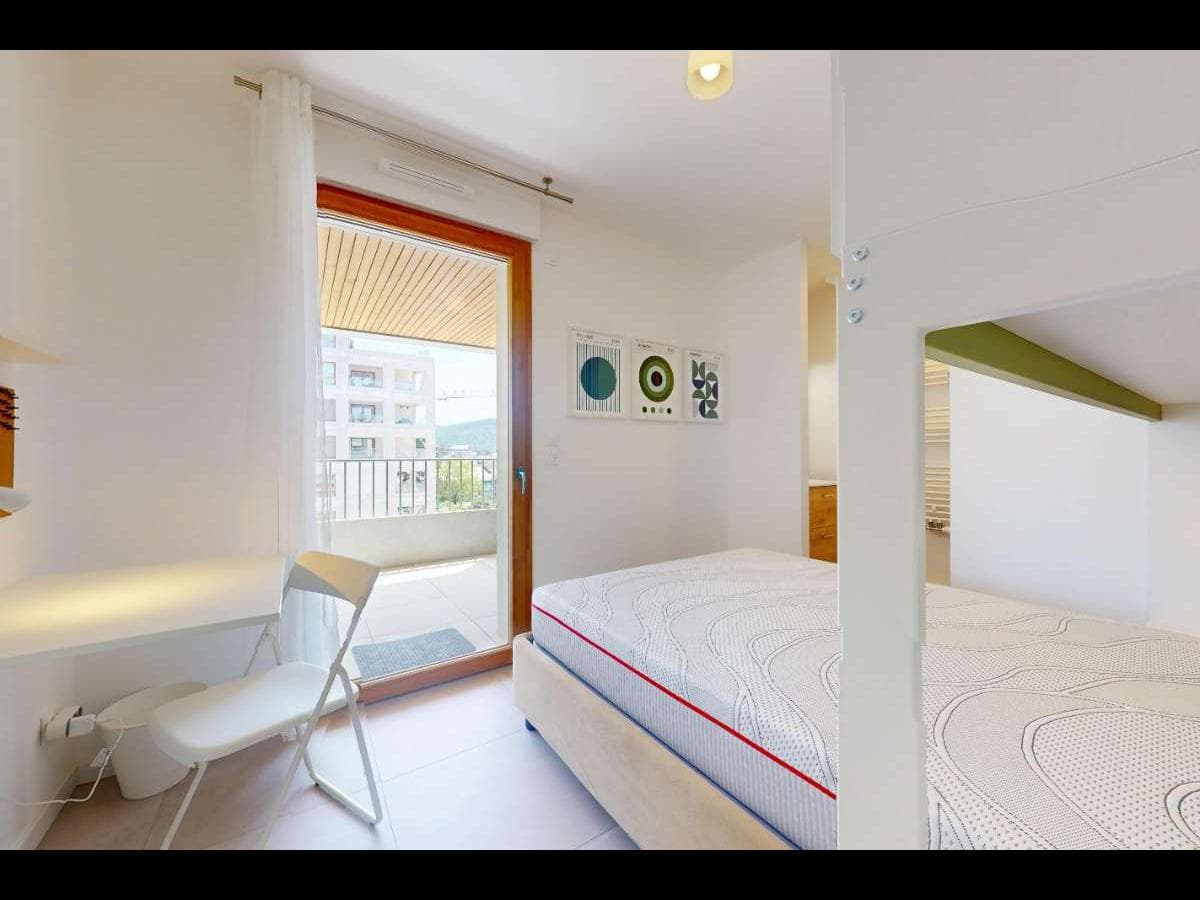 Appartement 4 pièces de 86 m² — vignette 12