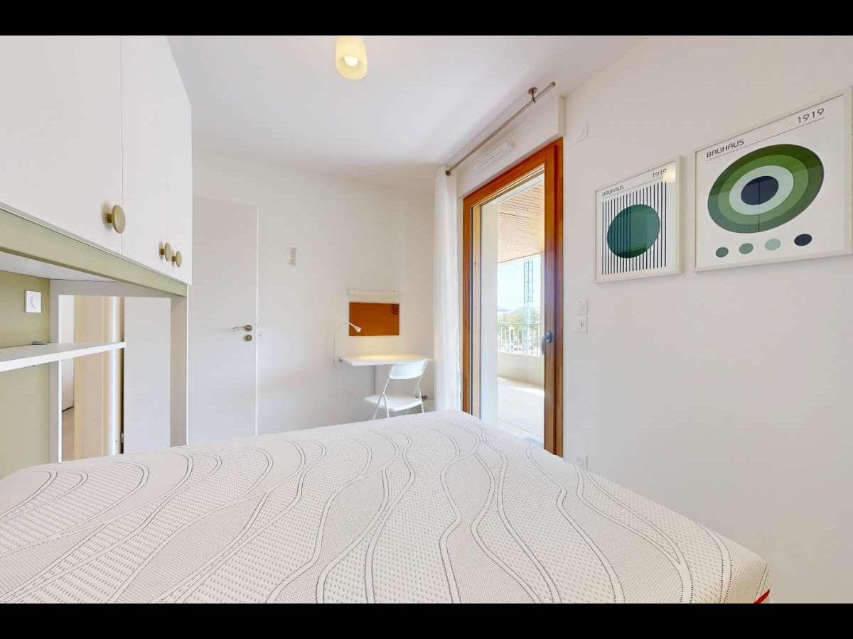 Appartement 4 pièces de 86 m² — vignette 10