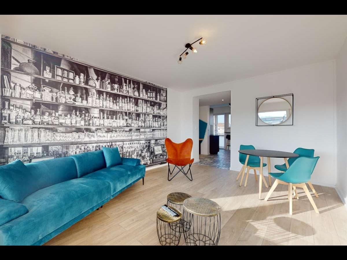 Appartement 4 pièces de 100 m² — vignette 2