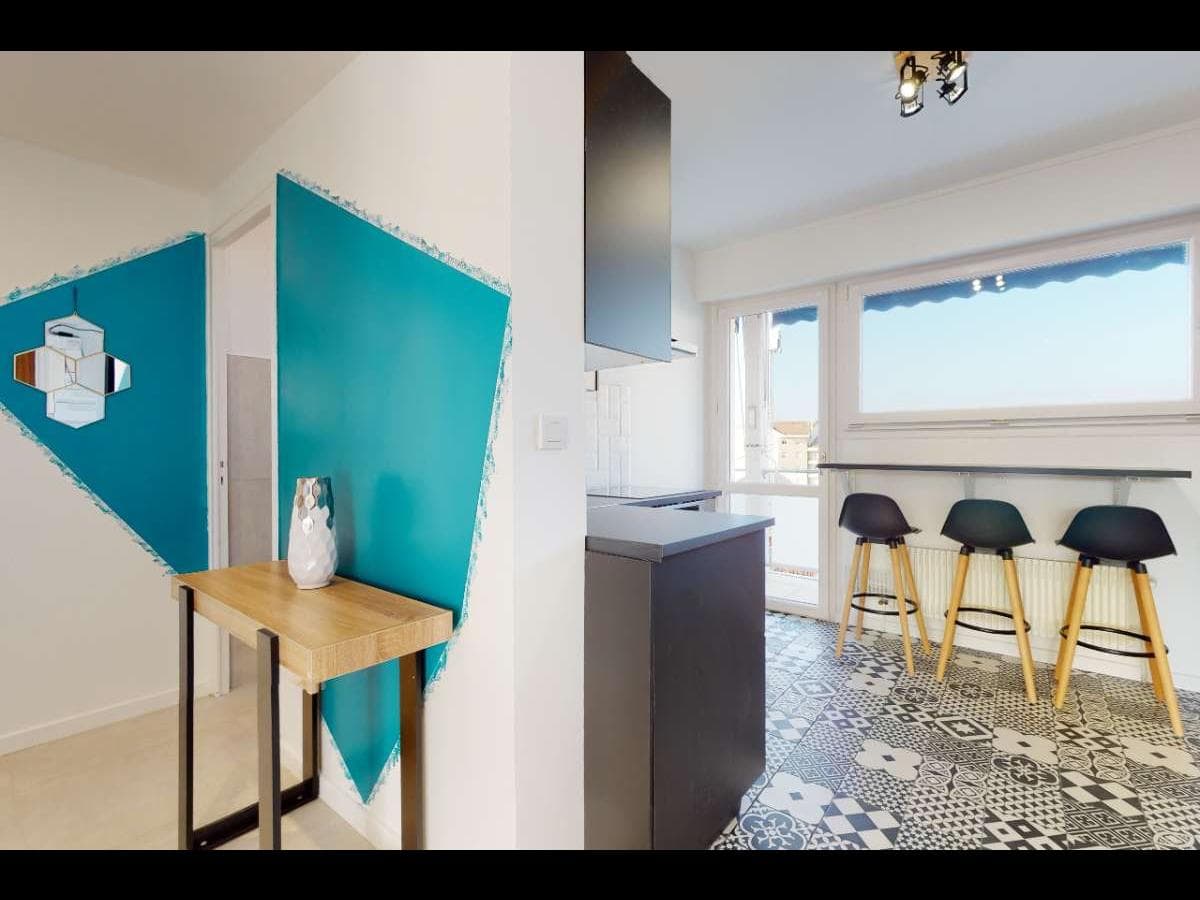 Appartement 4 pièces de 100 m² — vignette 4