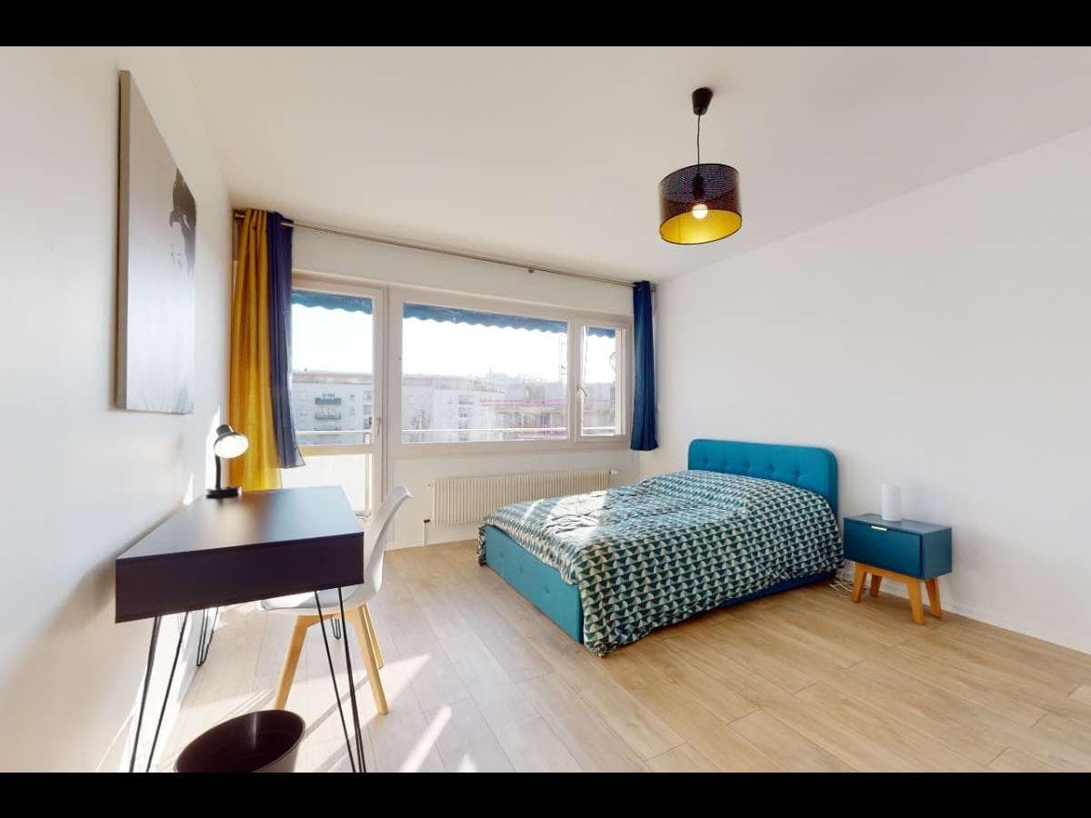 Appartement 4 pièces de 100 m² — vignette 6