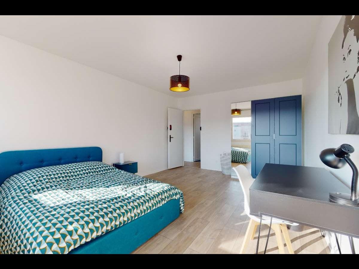 Appartement 4 pièces de 100 m² — vignette 7