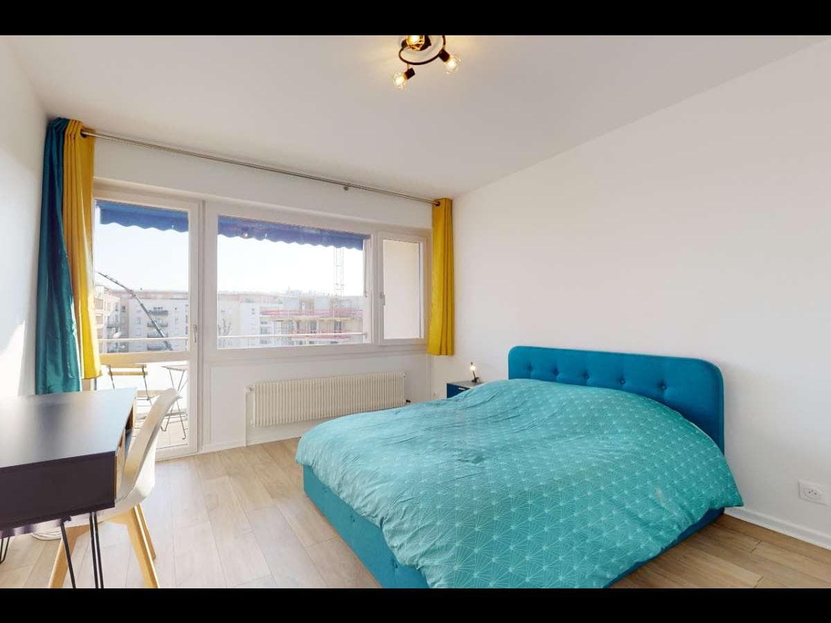 Appartement 4 pièces de 100 m² — vignette 8