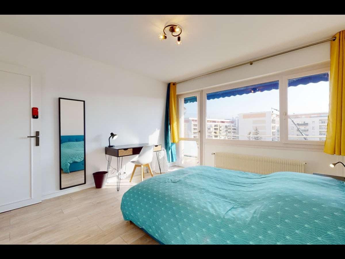 Appartement 4 pièces de 100 m² — vignette 9