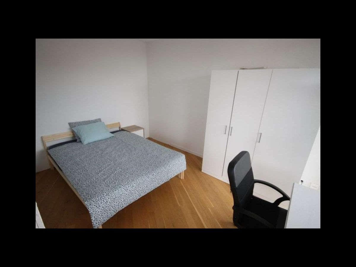 Appartement 5 pièces de 108 m² — vignette 8