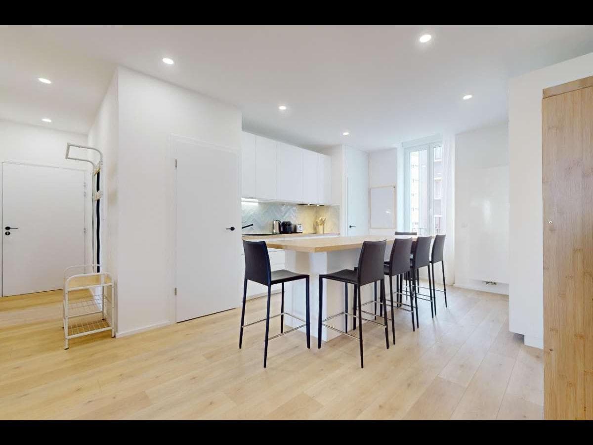 Appartement 6 pièces de 100 m² — vignette 4