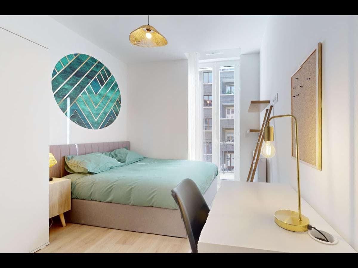 Appartement 6 pièces de 100 m² — vignette 6