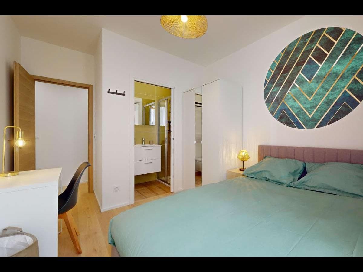 Appartement 6 pièces de 100 m² — vignette 8