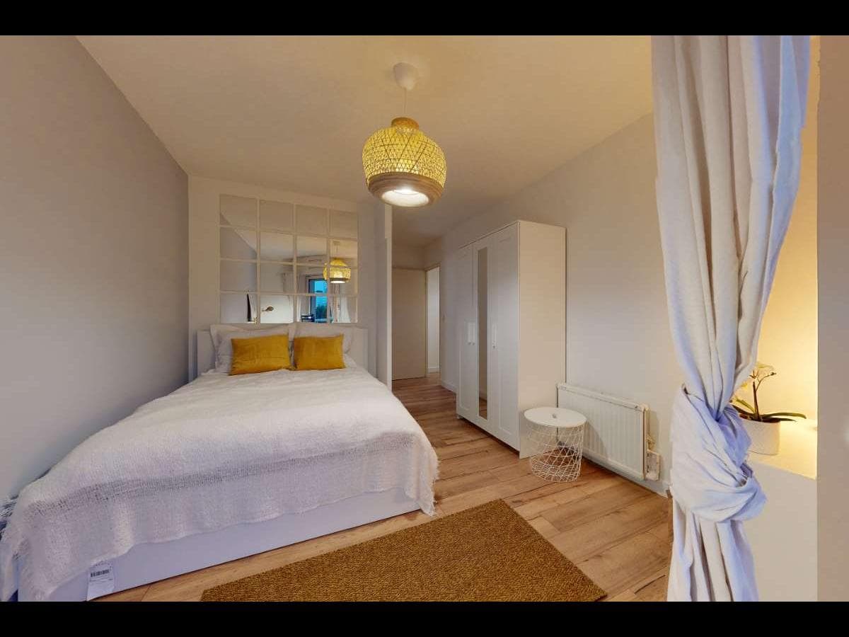 Appartement 5 pièces de 102 m² — vignette 8