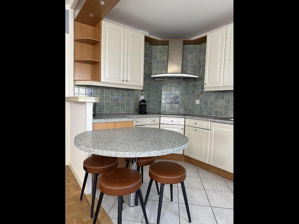 Appartement 5 pièces de 87 m² — vignette 2