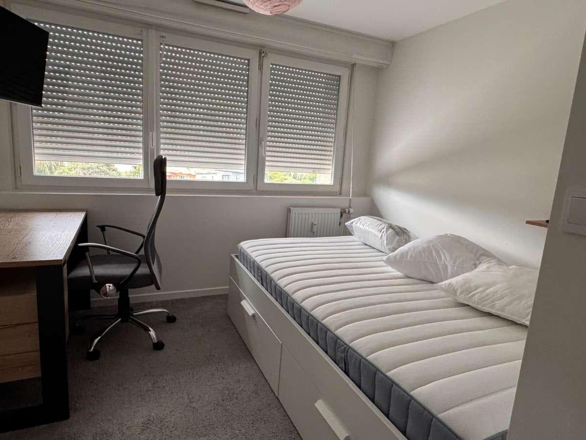 Appartement 5 pièces de 75 m² — vignette 2