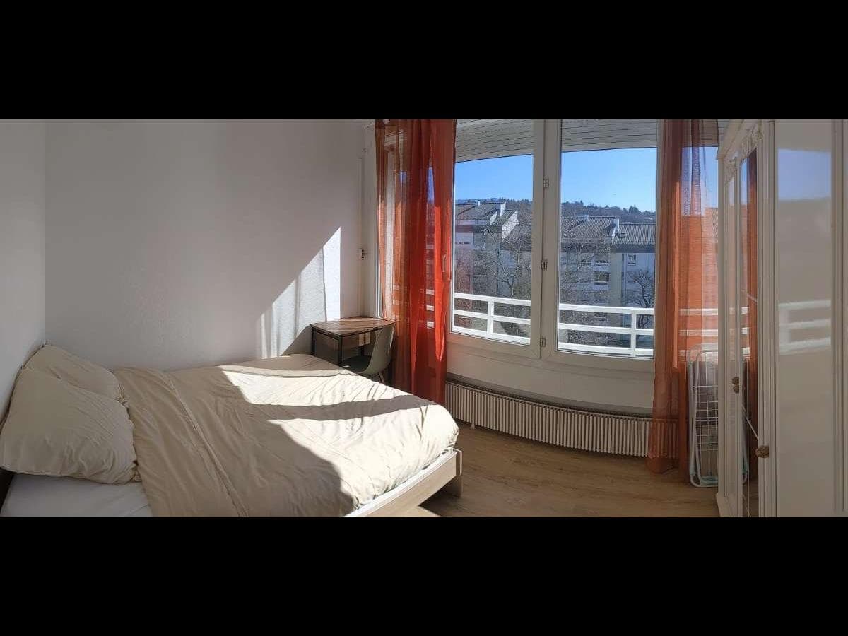 Appartement 4 pièces de 70 m² — vignette 2