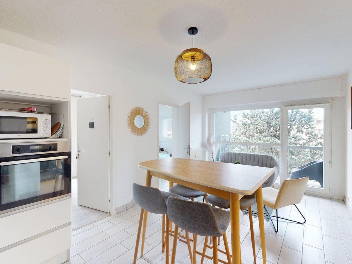 Appartement 6 pièces de 85 m² — vignette 9