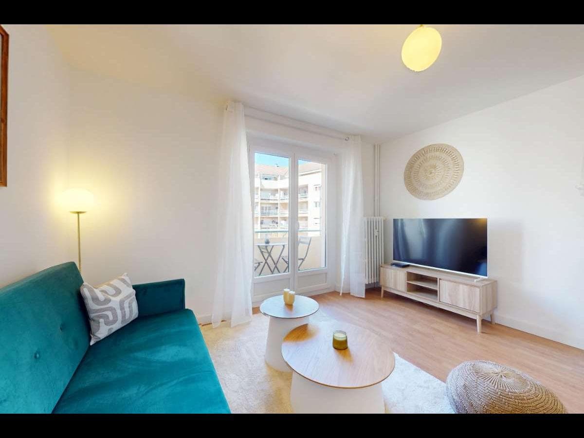 Appartement 4 pièces de 69 m² — vignette 2