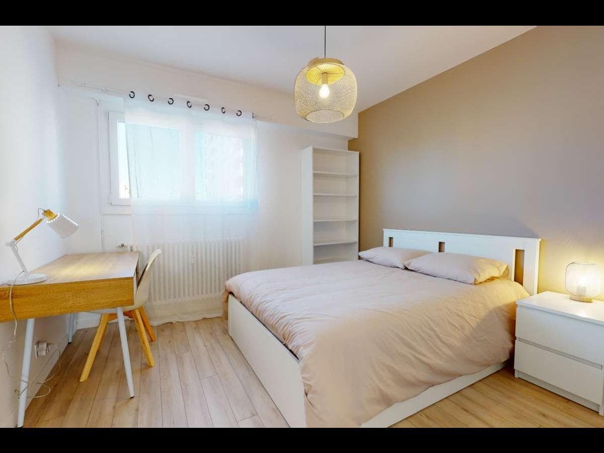 Appartement 4 pièces de 88 m² — vignette 8
