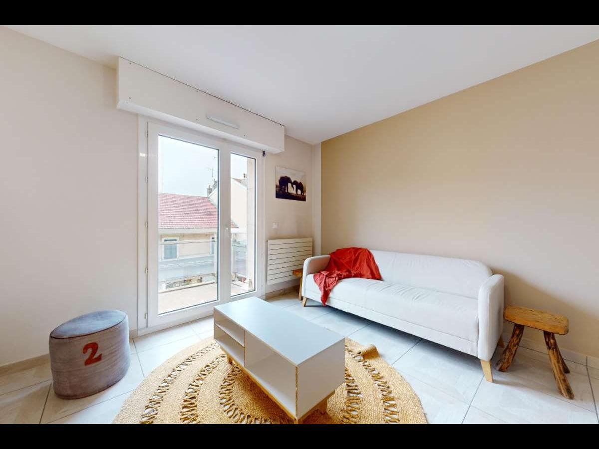 Appartement 4 pièces de 82 m² — vignette 4
