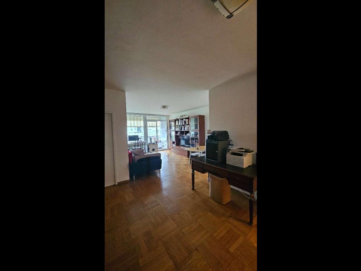 Appartement 4 pièces de 82 m² — vignette 2