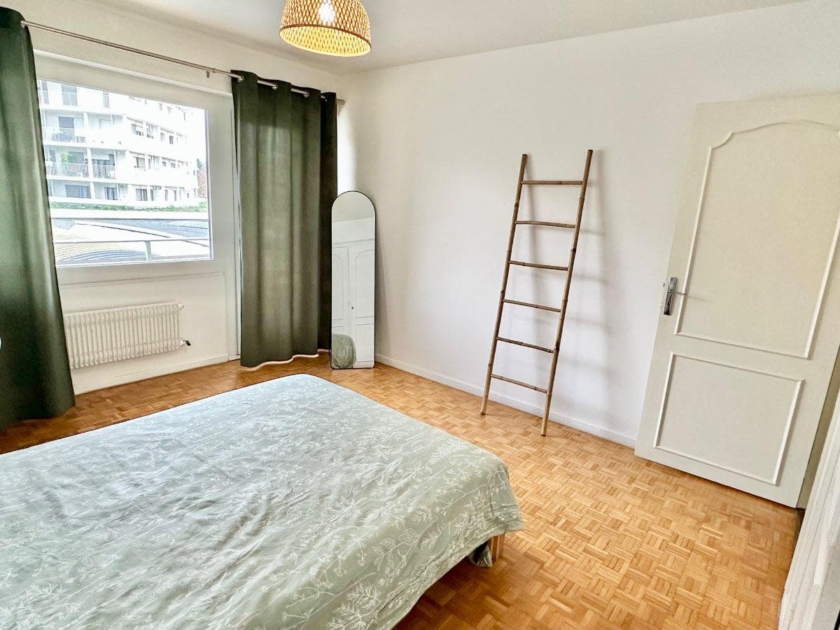 Appartement 4 pièces de 80 m² — vignette 8