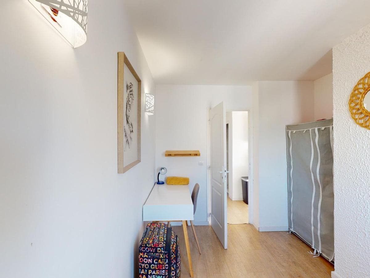 Appartement 4 pièces de 64 m² — vignette 6