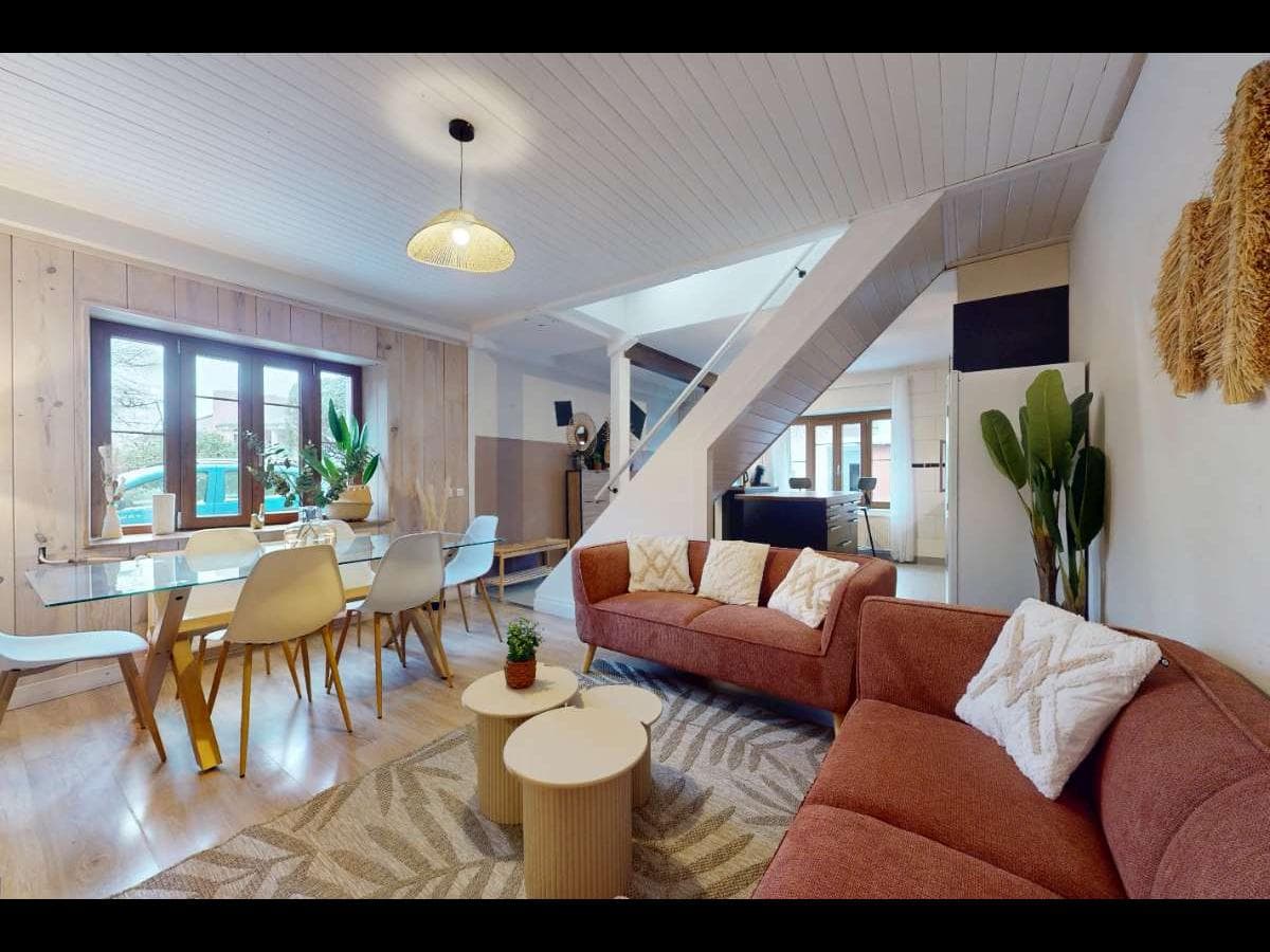 Maison 6 pièces de 140 m² — photo 1