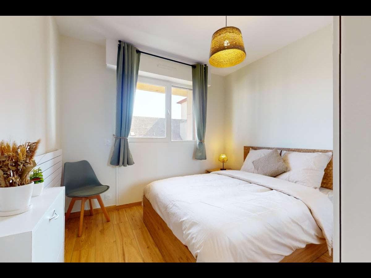 Appartement 4 pièces de 65 m² — vignette 10