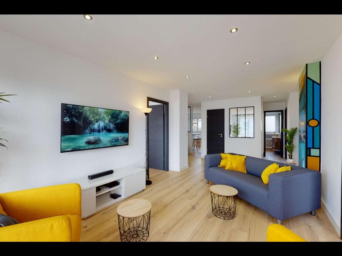 Appartement 5 pièces de 108 m² — vignette 2