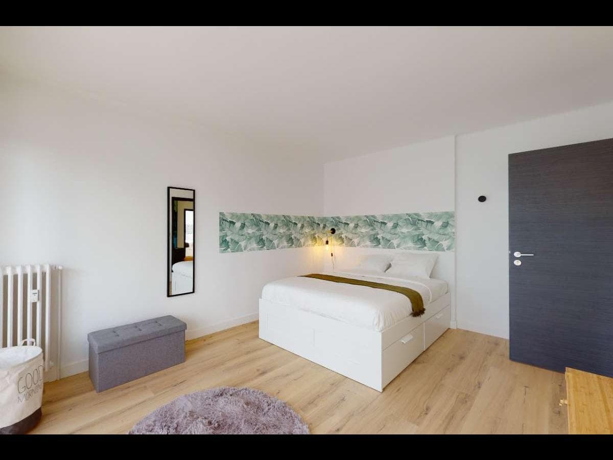 Appartement 5 pièces de 108 m² — vignette 11