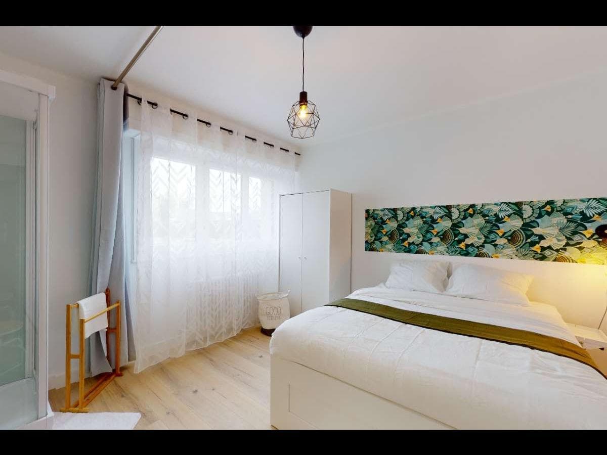 Appartement 5 pièces de 108 m² — vignette 12