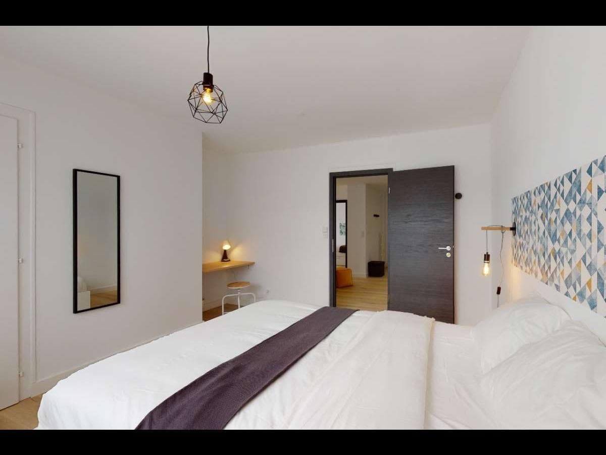 Appartement 5 pièces de 108 m² — vignette 7