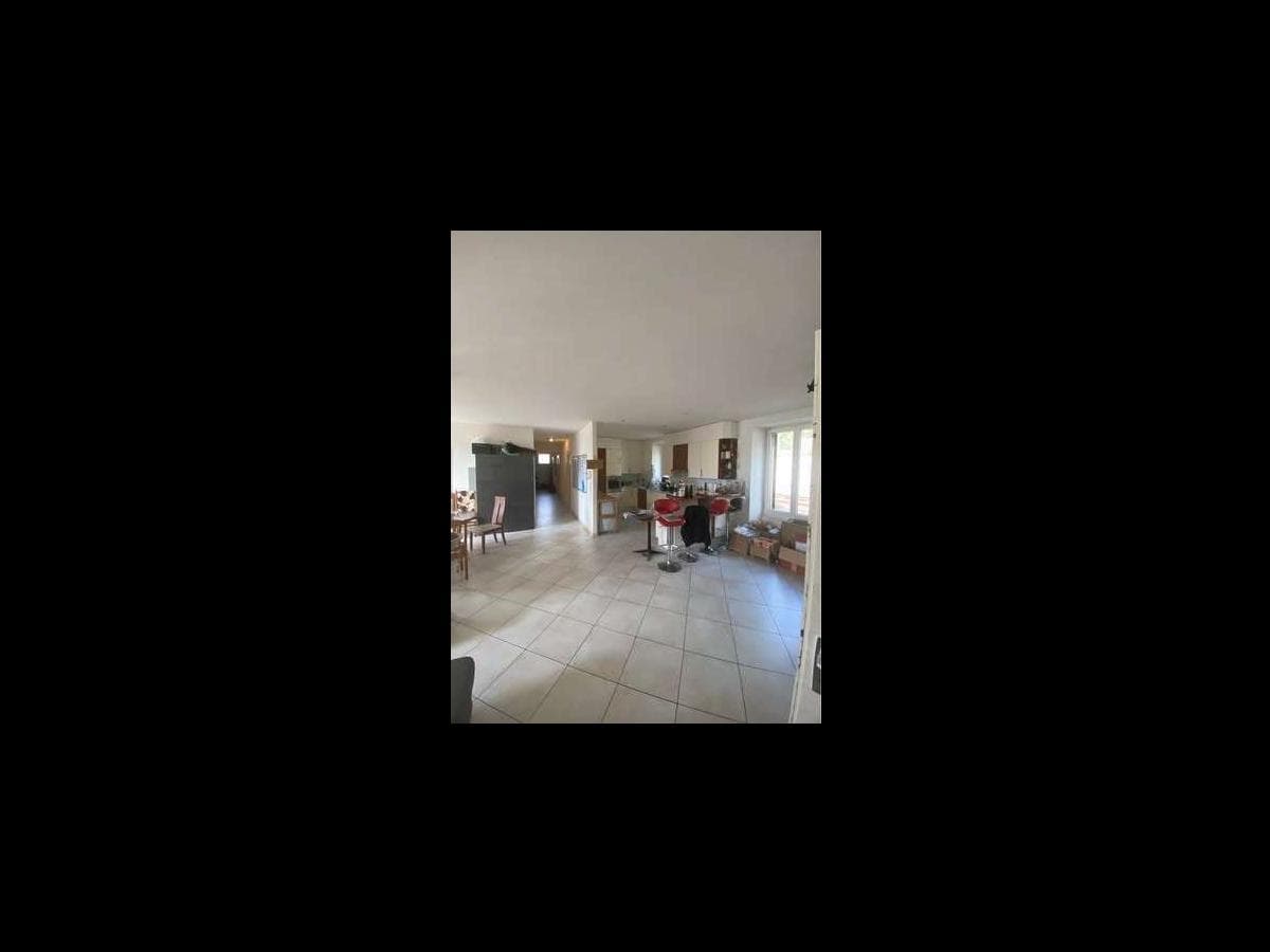 Maison 10 pièces de 25 m² — photo 1