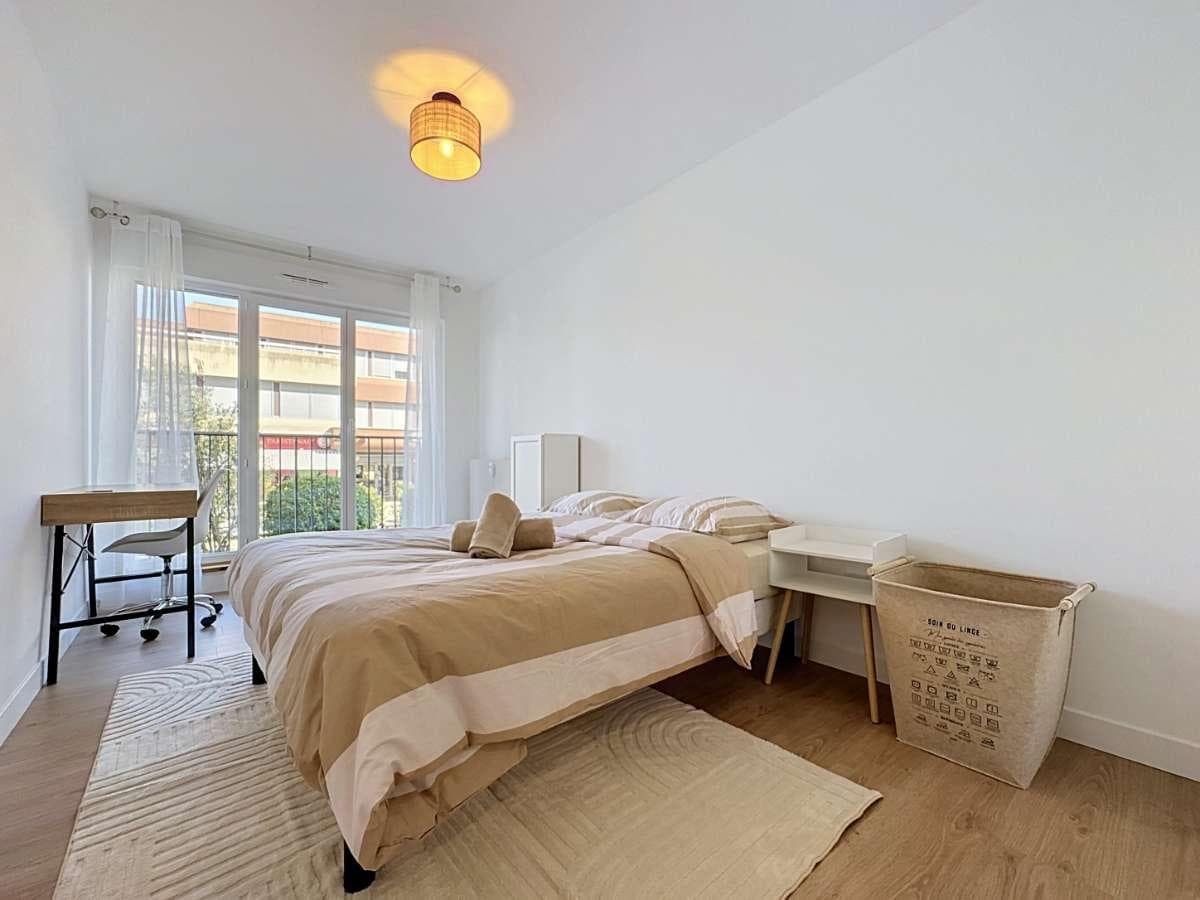 Appartement 5 pièces de 84 m² — photo 1