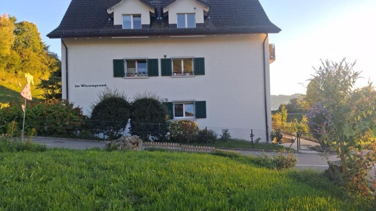 Chambre en colocation · Stäfa (Mutzmalen) — photo 1