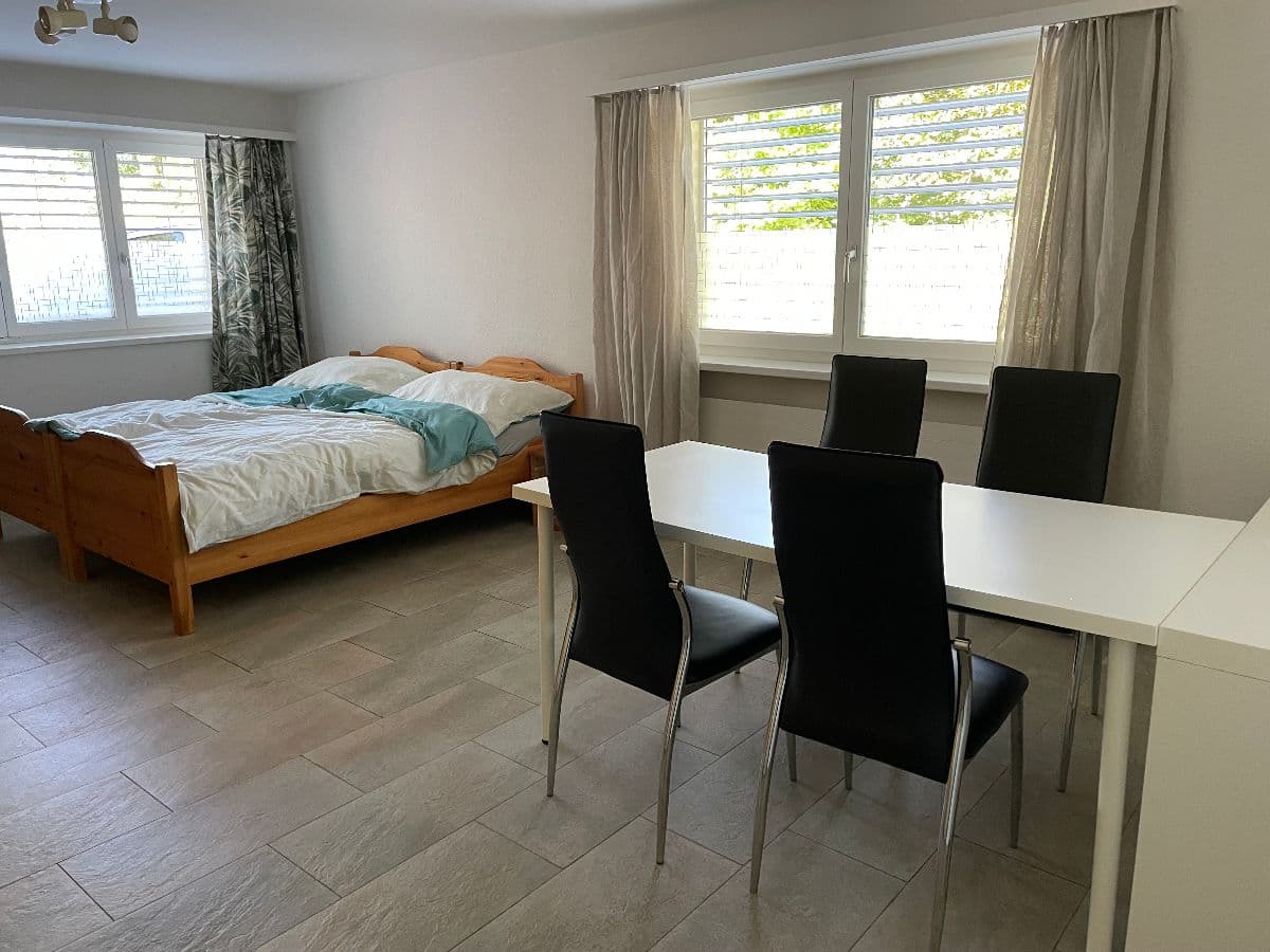 Chambre en colocation · Bottighofen — photo 1