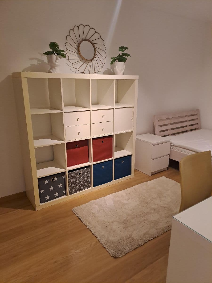 Chambre en colocation · Niederhasli (Niederhasli) — photo 1