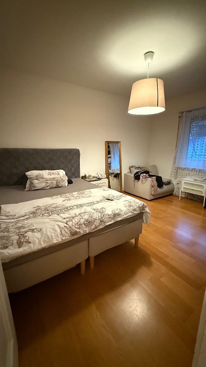 Chambre en colocation · Zürich (Seefeld) — photo 1