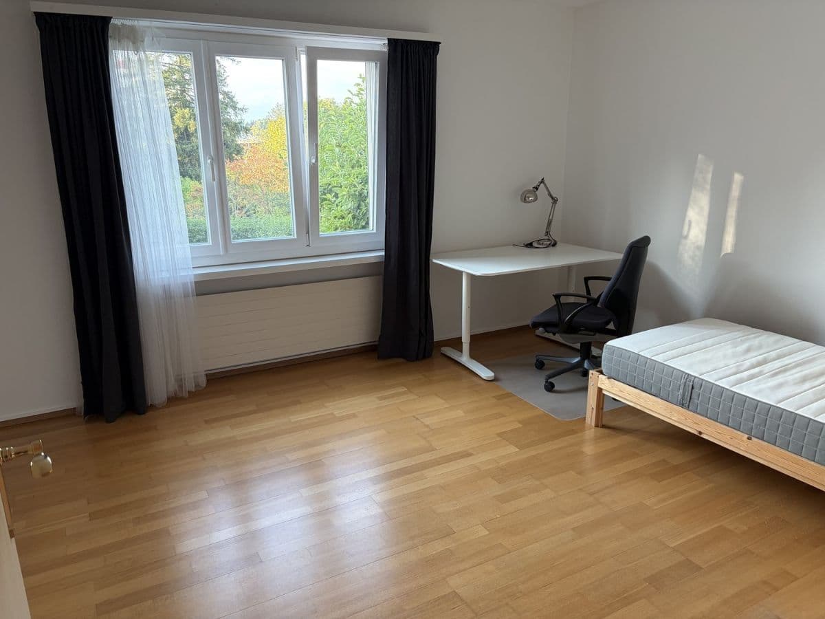 Chambre en colocation · Zürich (Oerlikon / Seebach) — photo 1