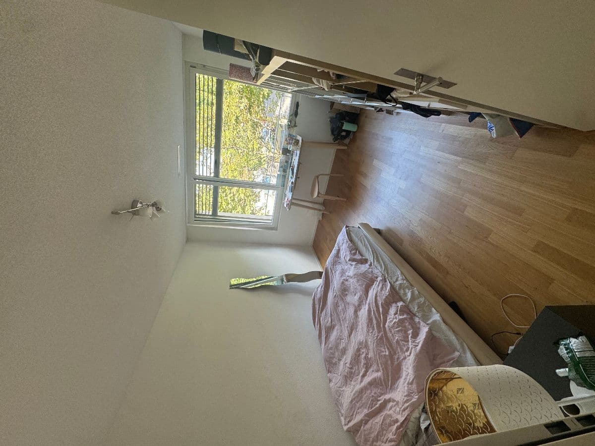Chambre en colocation · Matten b. Interlaken (Matten bei Interlaken) — photo 1