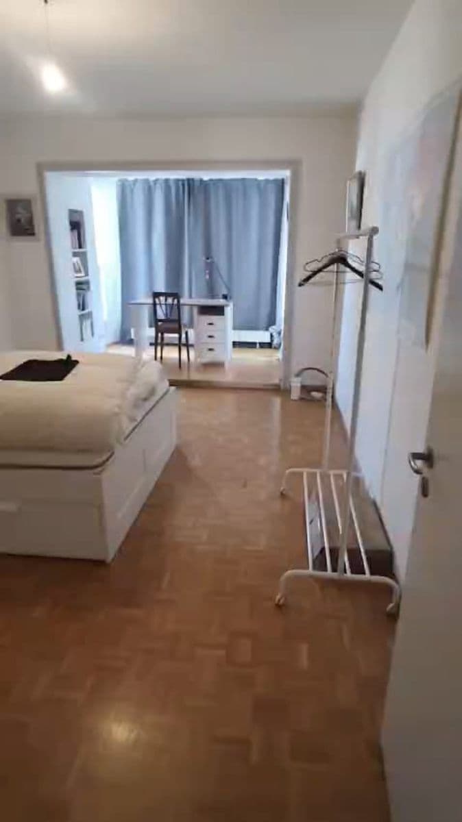 Chambre en colocation · Zürich (Seefeld) — photo 1