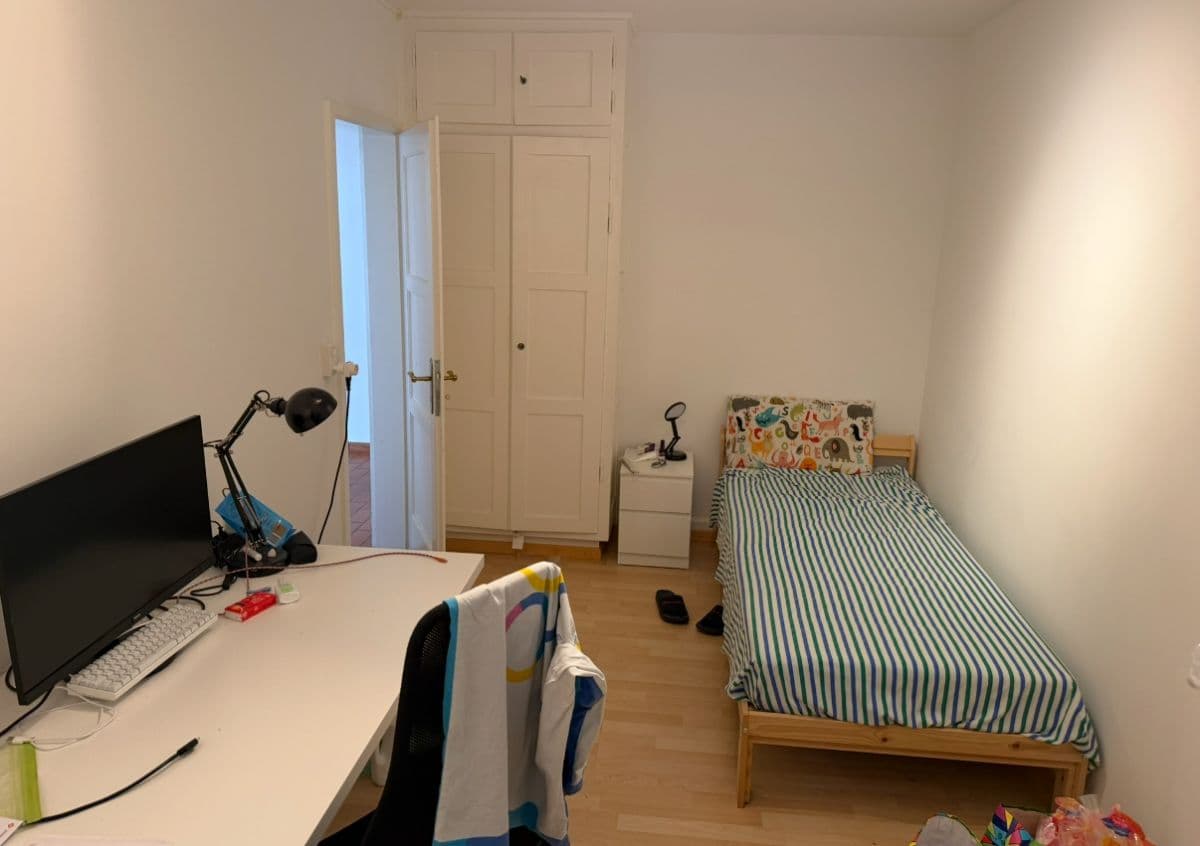 Chambre en colocation · Kuesnacht (Küsnacht 8700) — photo 1